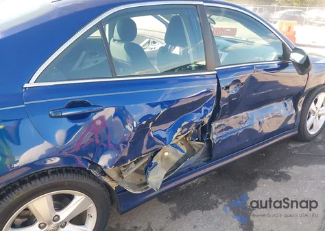 2011 Toyota Camry Se z USA, uszkodzony, nr VIN 4T1BF3EKXBU741718